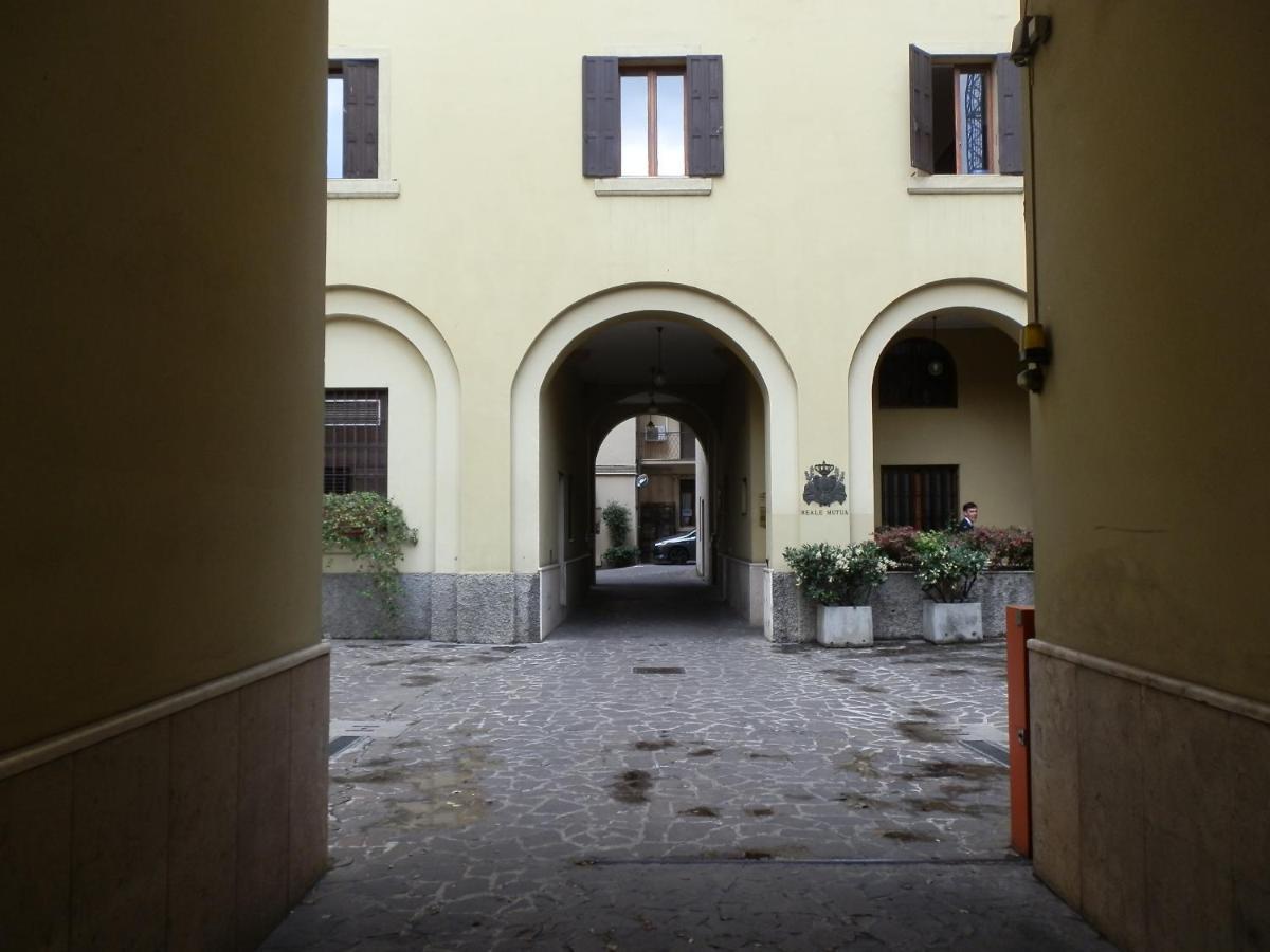 Bed and Breakfast Attico di charme Verona Esterno foto