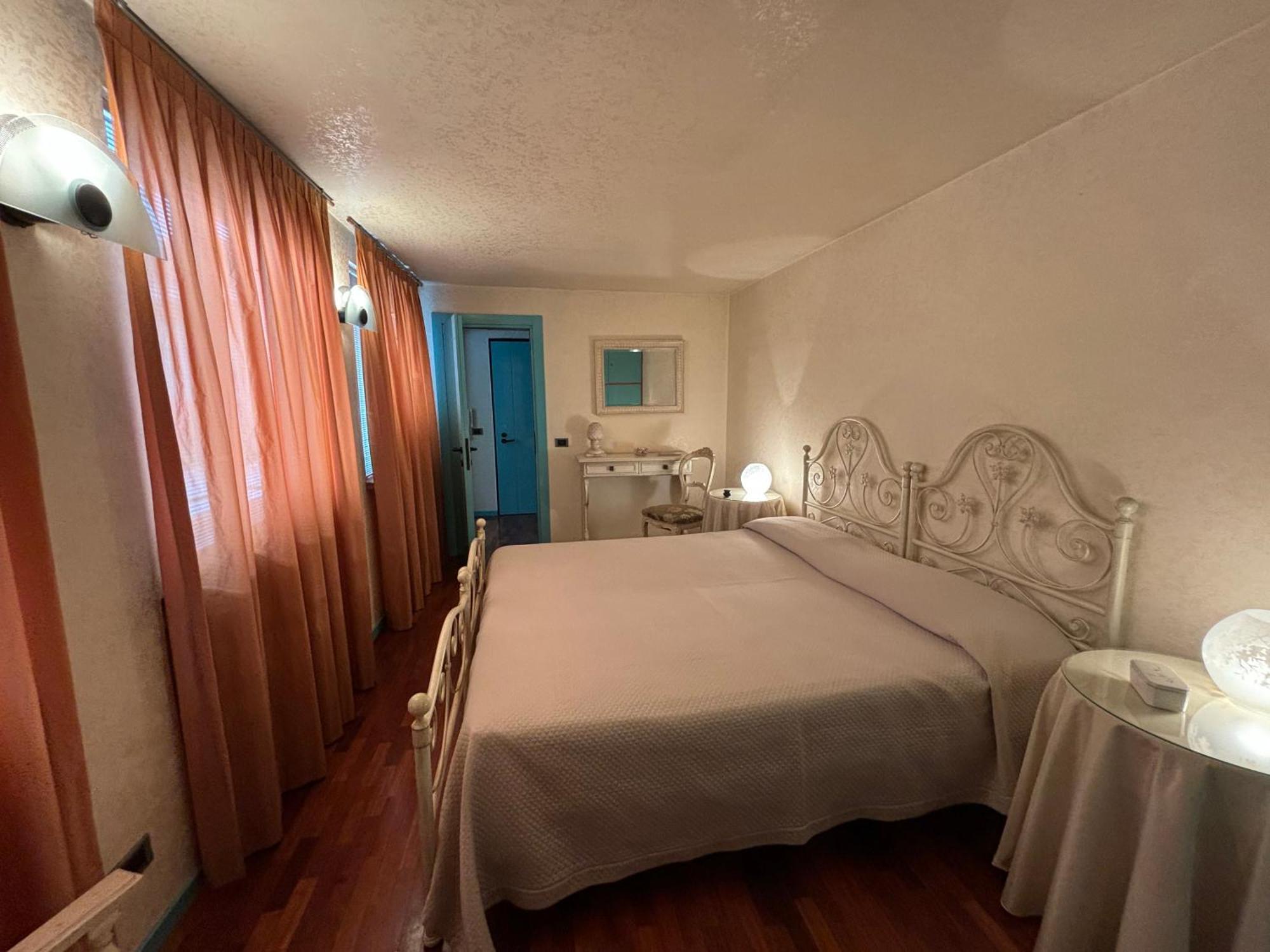Bed and Breakfast Attico di charme Verona Esterno foto