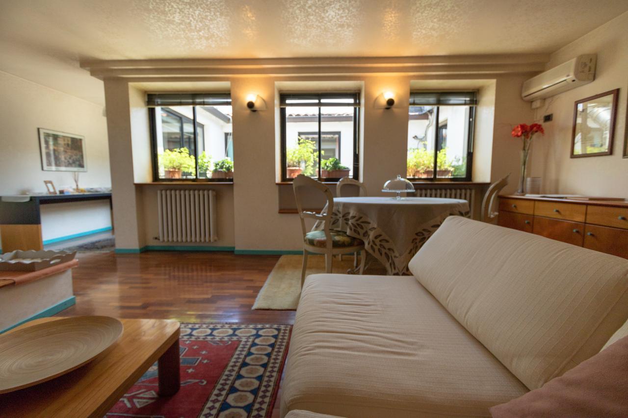Bed and Breakfast Attico di charme Verona Esterno foto